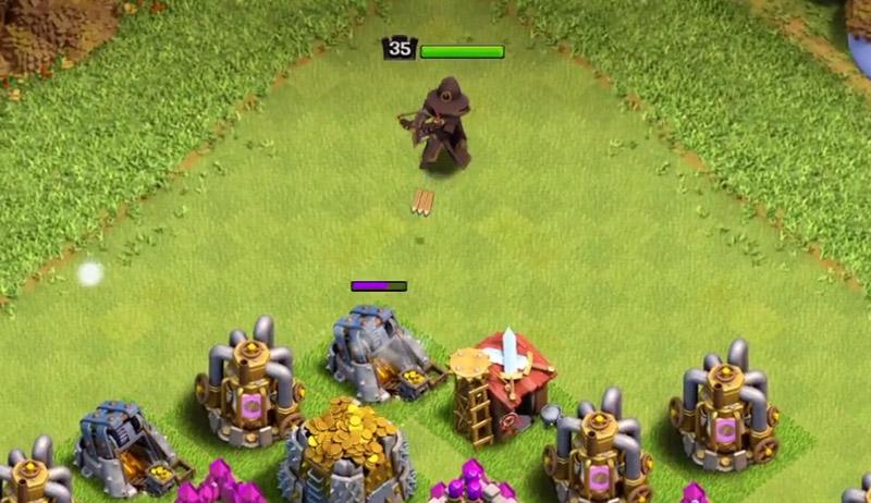 Королева теней на поле в Clash of Clans